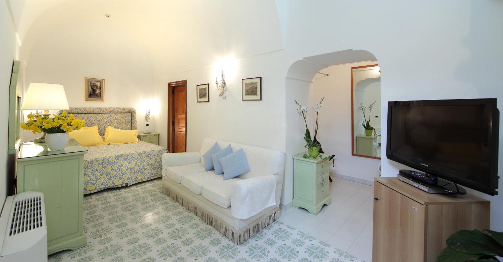 Small Double or Twin Room